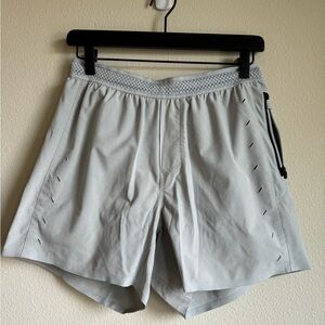 Ten Thousand Lined 5” Session Short
